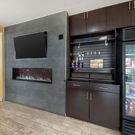 Best Western Greentree Inn & Suites Moore Dış mekan fotoğraf