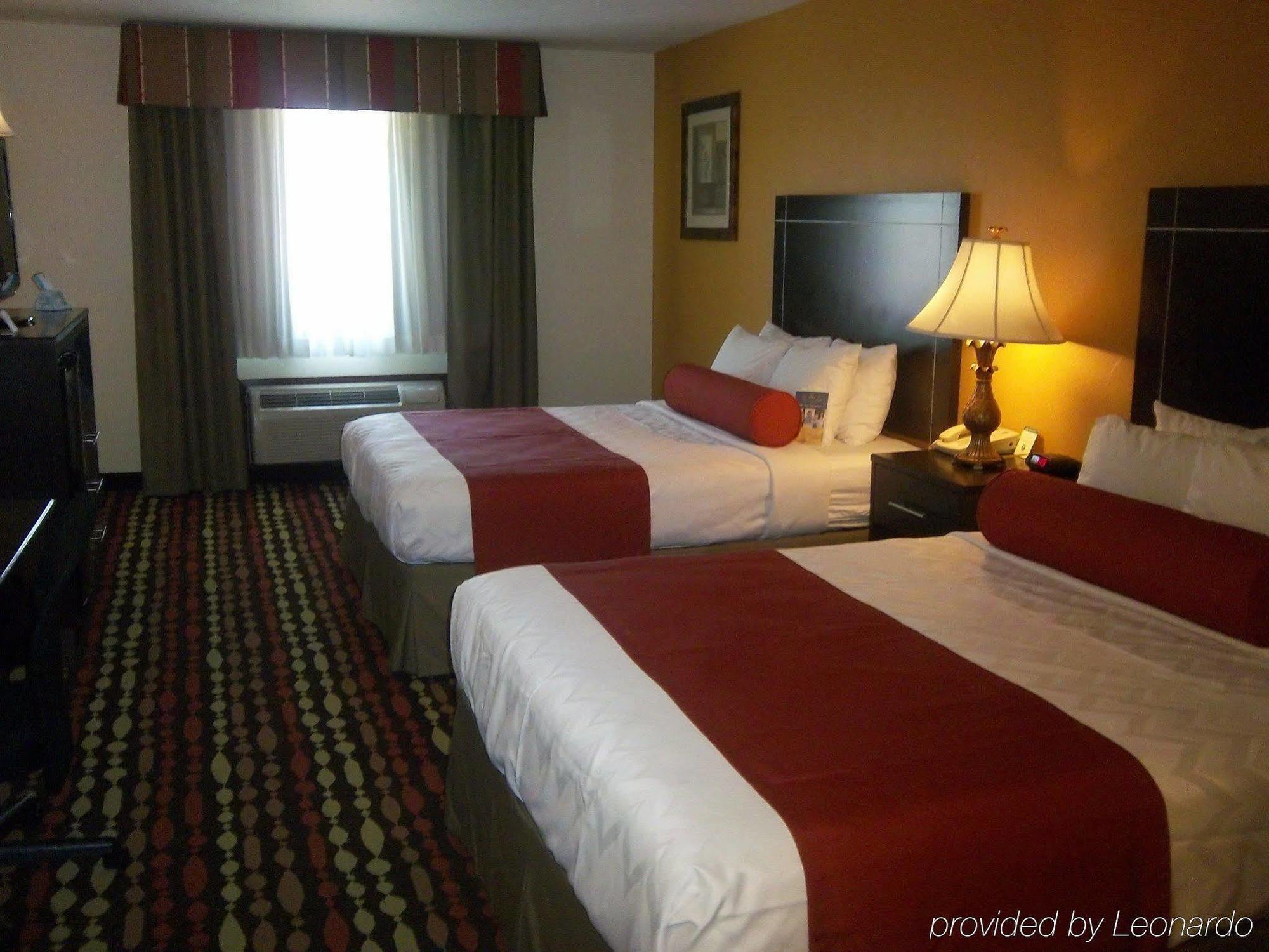 Best Western Greentree Inn & Suites Moore Dış mekan fotoğraf